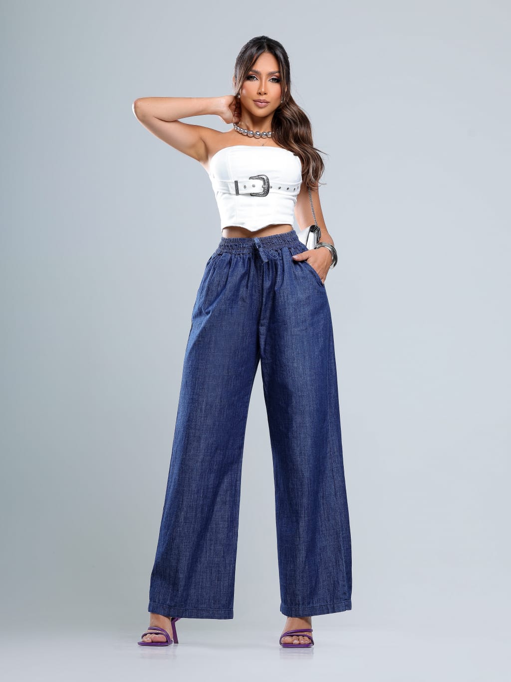 Calça Pantalona Jeans, elástico na cintura, conforto e elegância