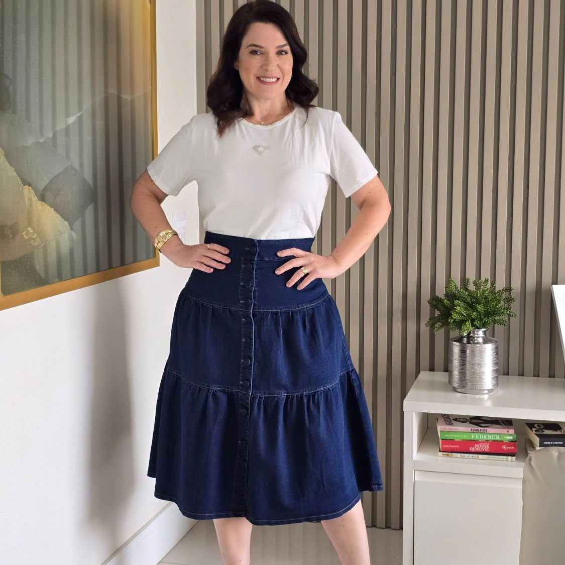 Saia Jeans cintura alta com marias