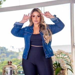 JAQUETA JEANS PLUS SIZE, COM LYCRA, LAVAGEM ESCURA