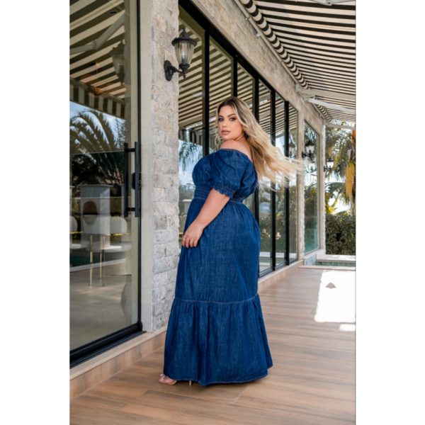 Vestido longo Plus Size, Manga ciganinha - ombro a ombro, com babado e detalhe em lastex - Imagem 3