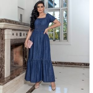 Vestido longo, Manga ciganinha - ombro a ombro, com babado e detalhe em lastex